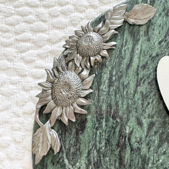 Marble and Pewter Cheese Plate and Spreader - Picture 3 of 7